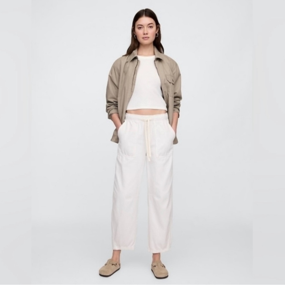 GAP pull on barrel Pant